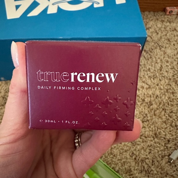 LifeVantage TrueRenew Daily Firming Face Cream 1oz NIB - Picture 2 of 6